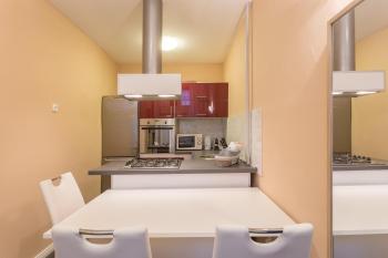 Super Nice Super Location - 2, Budapešť (fotografie 5)