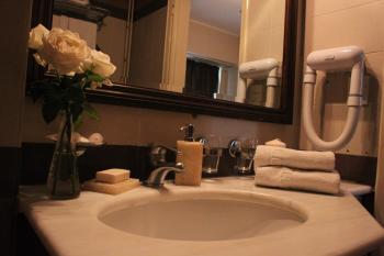 Achillion Hotel, Афины (фото 5)
