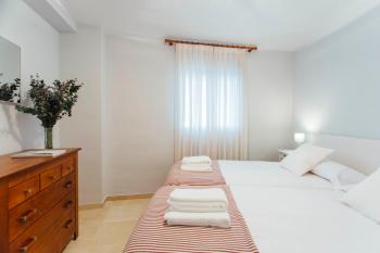 One&Lux- Lagar, Sevilla (Foto 3)