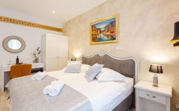 Well Of Life Luxury Rooms, Split (photo 2)