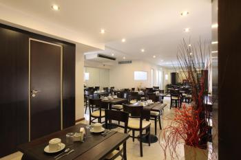 Europlaza Hotel & Suites, Буэнос-Айрес (фото 5)