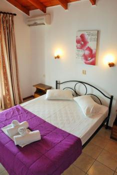 Stefanosplace ApartHotel Sea View, Барбати (фото 3)