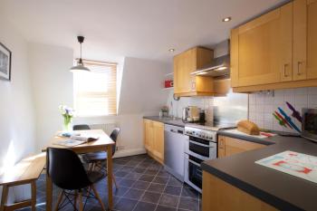 Georgian House - Fantastic Central Apartment with Fabulous Views, Bath (Foto 3)