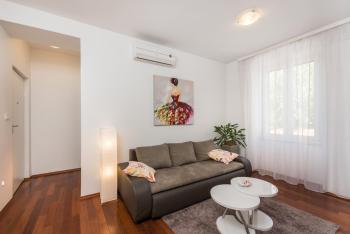 Fairy Of The Seas Apartments, Split (photo 2)