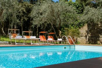 Villa in Private Estate,shared Pool,parking,3km to Ponte Vecchio, Florence (photo 4)