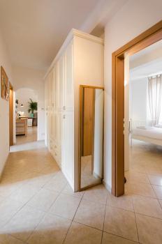 Petroni apartment, Bologna (photo 2)