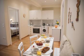 Living near Acropolis by Sylvia Staikou 2nd & 3d floor, Athens (photo 2)