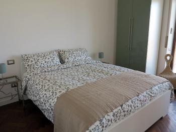 Pretty panoramic apartment - half way Center-Vomero district, Neapel (Foto 5)