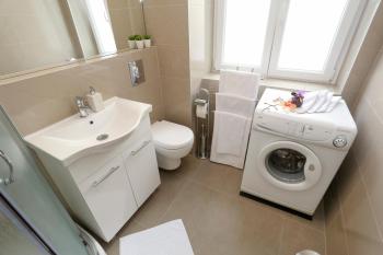 MARTON & MARTINIS SUPERIOR APARTMENTS - spacious one-room apartments - excellent location within walking distance of Diocletian's Palace and Bacvice Beach - the best restaurants within walking distance, Split (photo 5)