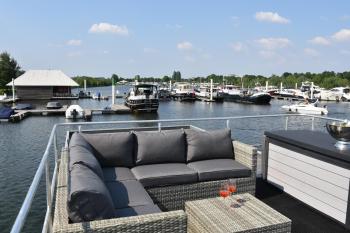 Cosy floating boatlodge, Paris, Maastricht (foto 2)