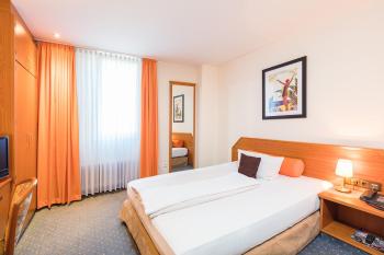 Hotel Servatius, Cologne (photo 2)