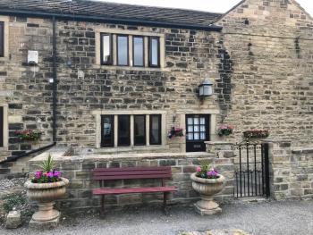 The Cottage, cosy 2 bedroom pet friendly perfect for contractors free secure parking,CCTV, Leeds (fotografie 2)