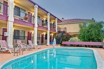 Super 8 by Wyndham Santa Cruz Beach, Santa Cruz (Foto 3)