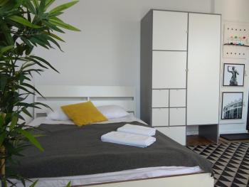Apartament przy Rotundzie, Varšava (fotografie 2)