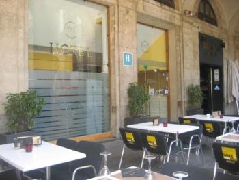 Roma Reial, Barcelona (foto 2)
