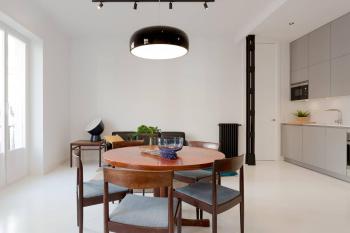 Luxury Silver Apartment just steps from Gran Vía by Batuecas, Madrid (fotografie 2)