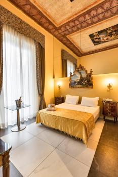 Hotel Art Resort Galleria Umberto, Naples (photo 3)