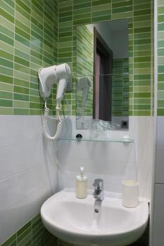 Hostal Abril Madrid, Мадрид (фото 5)