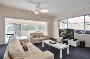 Banyan, 14 Montevideo Parade - Spacious pet friendly property with air con and WiFi, Nelson Bay (Foto 4)