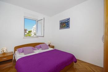 Apartments by the sea Split - 7589, Split (photo 2)