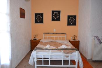 Keramos, Zaros (foto 3)