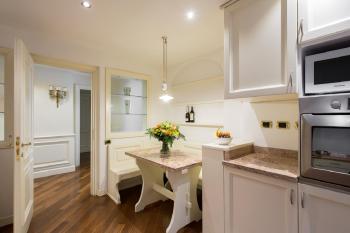 47Luxury Suites - Colosseo, Rome (photo 5)