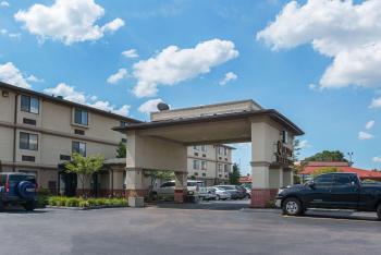 Quality Inn & Suites Detroit Metro Airport, Romulus (fotografie 5)