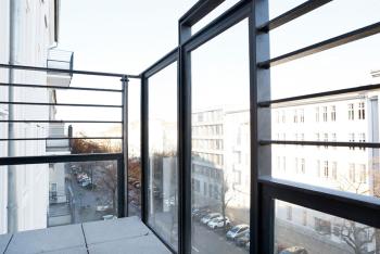 SC 01 by ROCKCHAIR Apartments l SUPERHOST Status l 2 Bedrooms Boxspringbeds Balcony Elevator - Cozy Family & Business Flair welcomes you!, Berlin (Foto 4)