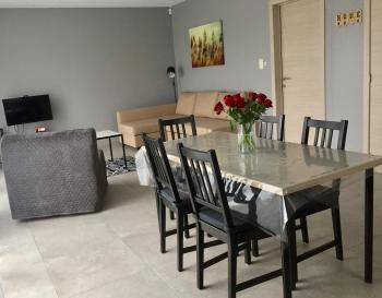 Rentalis Flat, Lutych (fotografie 2)