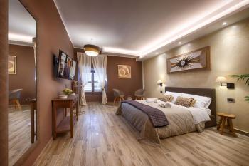 TORINO VACANCY 3 - Elegant & Romantic house with a view of Piazza Vittorio/Gran Madre, Turín (foto 2)