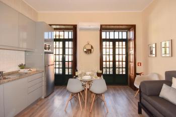 Azulejos Duplex Apartment - Porto Downtown, Porto (photo 2)