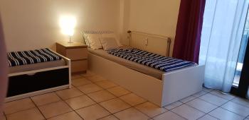 flats-4u - Cosy, quiet & clean apartments in the city ( Apt. 5 ), Bonn (photo 5)