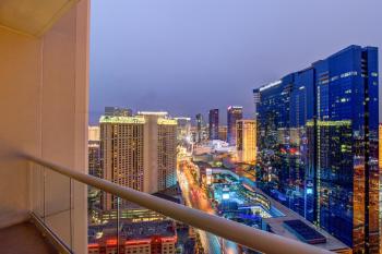 Penthouse Suite with Strip View at The Signature At MGM Grand, Las Vegas (foto 4)