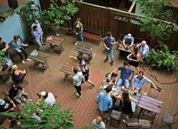 Sir Toby's Hostel, Prague (photo 5)