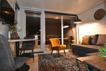 Cozy floating boatlodge Het Vrijthof, Maastricht (foto 3)