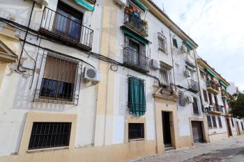 Regina Home -Parking Casco Historico, Cordoue (photo 4)