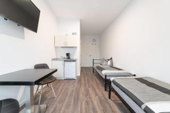 Monteurzimmer Berlin Pankow mit Dachterrasse - Nur 10 min. von der A10 - 3 Zimmer/ 7 Betten, Berlín (foto 4)