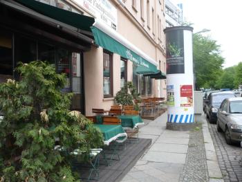 Living in the Box, Berlin (photo 3)