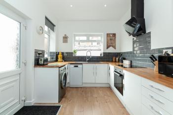 Park House - Large 3 Bedroom Victorian House, 10 Mins from Manchester, Манчестер (фото 5)
