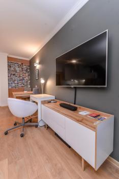 The Spot - fully equipped, central, modern studio by Flat Mаnager, Sofía (foto 5)