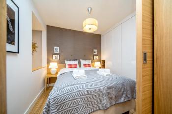 Golden Apartment with Air Condition by Your Freedom, Varšava (fotografie 2)