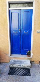 Blu Klein, Foligno (foto 3)