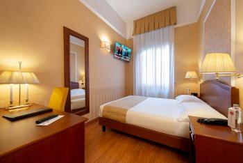 Lancaster Hotel, Милан (фото 3)