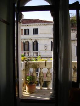 Cà dei fioi piano nobile in palazzo del 1500, Venice (photo 5)