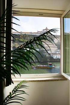 Red House By The River, Porto (fotografie 4)