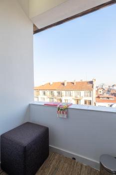 Vitosha Blvd Luxury 2-Bedroom, 2-Bathroom with Balcony, Sofia (photo 5)