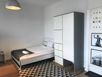 Apartament przy Rotundzie, Varšava (fotografie 5)