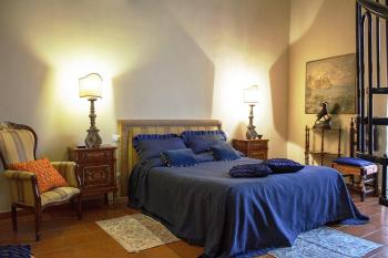 Donna Regina dimora d'epoca, Naples (photo 4)