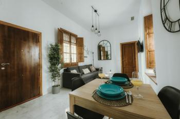 LUXURY & NEW APARTMENT CORREDERA, Córdoba (photo 2)