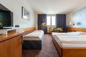enjoyHotel garni Korntal Stuttgart b&b Parkplatz Sprinter Penny eTank Porsche-Museum, Stuttgart (Foto 4)
